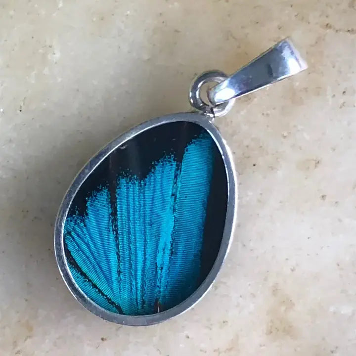 Mariposa Butterfly Pendants - no chain*