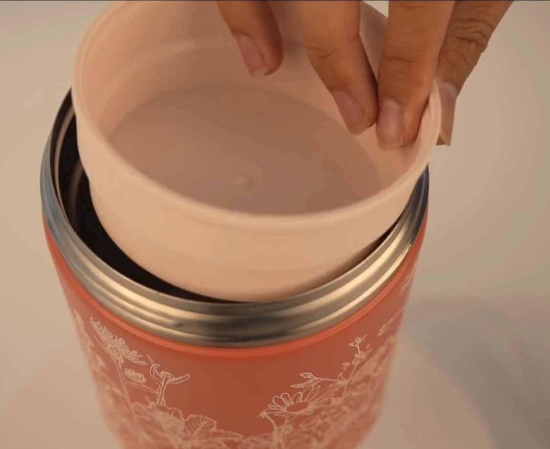 Insulated Hummingbird Feeder