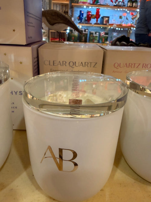 11oz Aromabotanical Wax Candle with real crystals