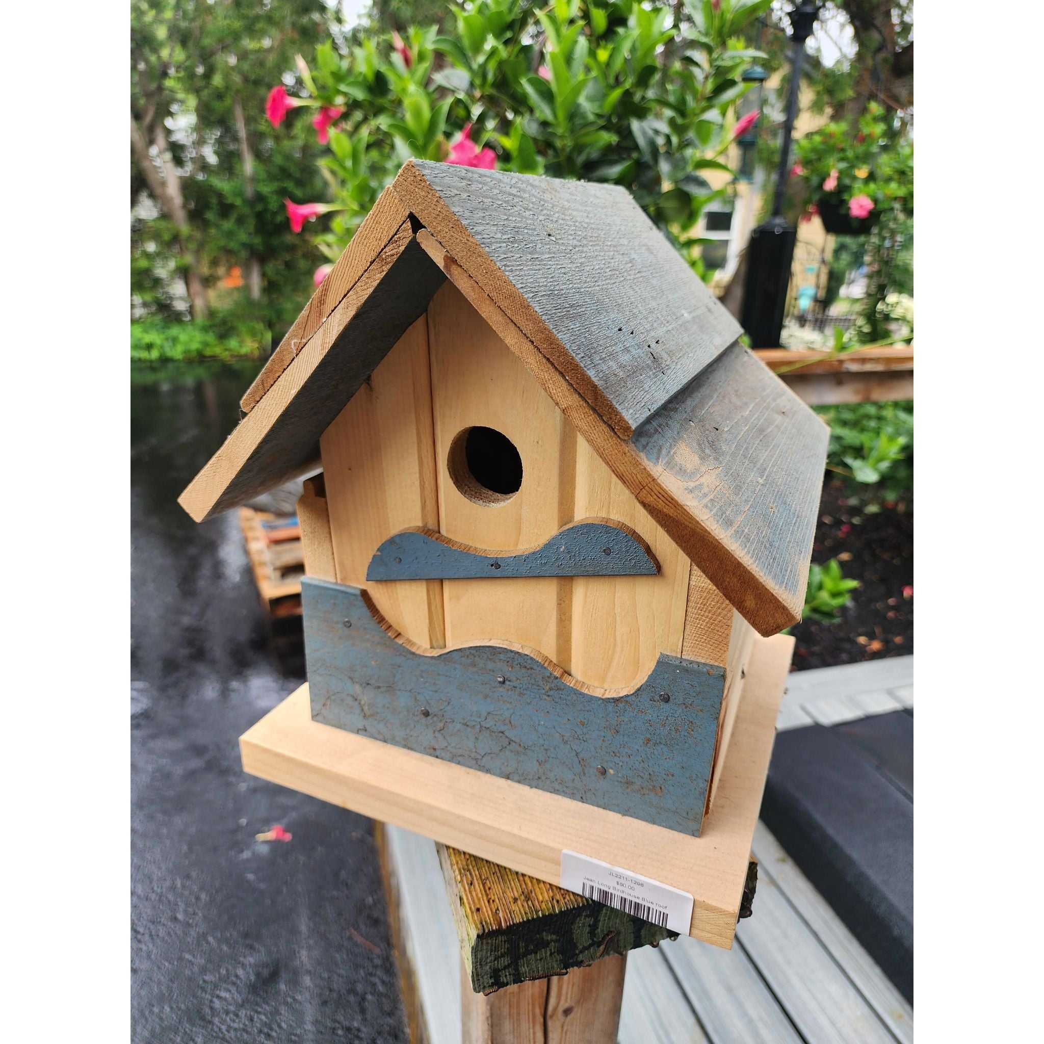 Jean Long Birdhouse Blue roof wave 1"3/8 hole 2211-1296