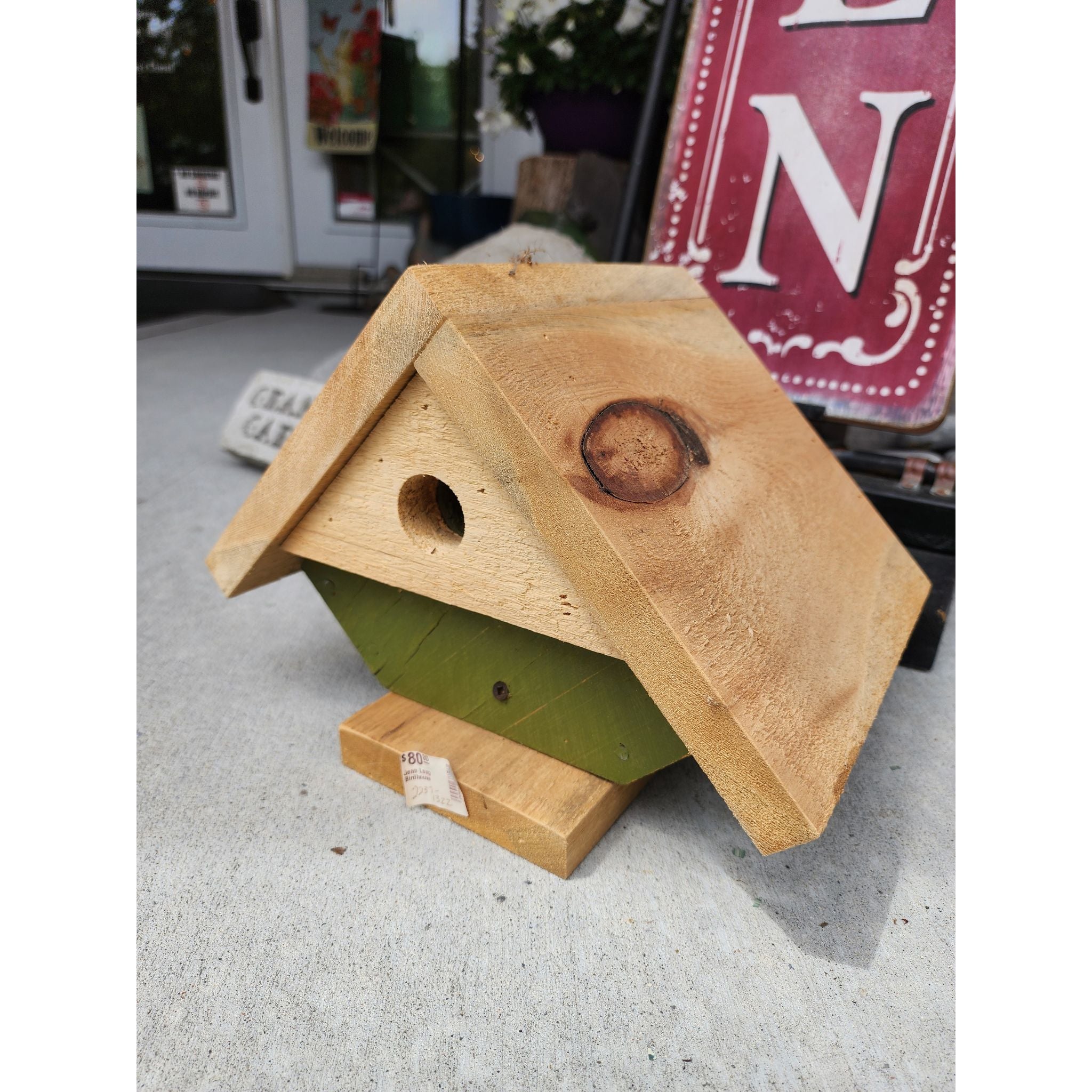 Jean Long birdhouse 1.25" opening