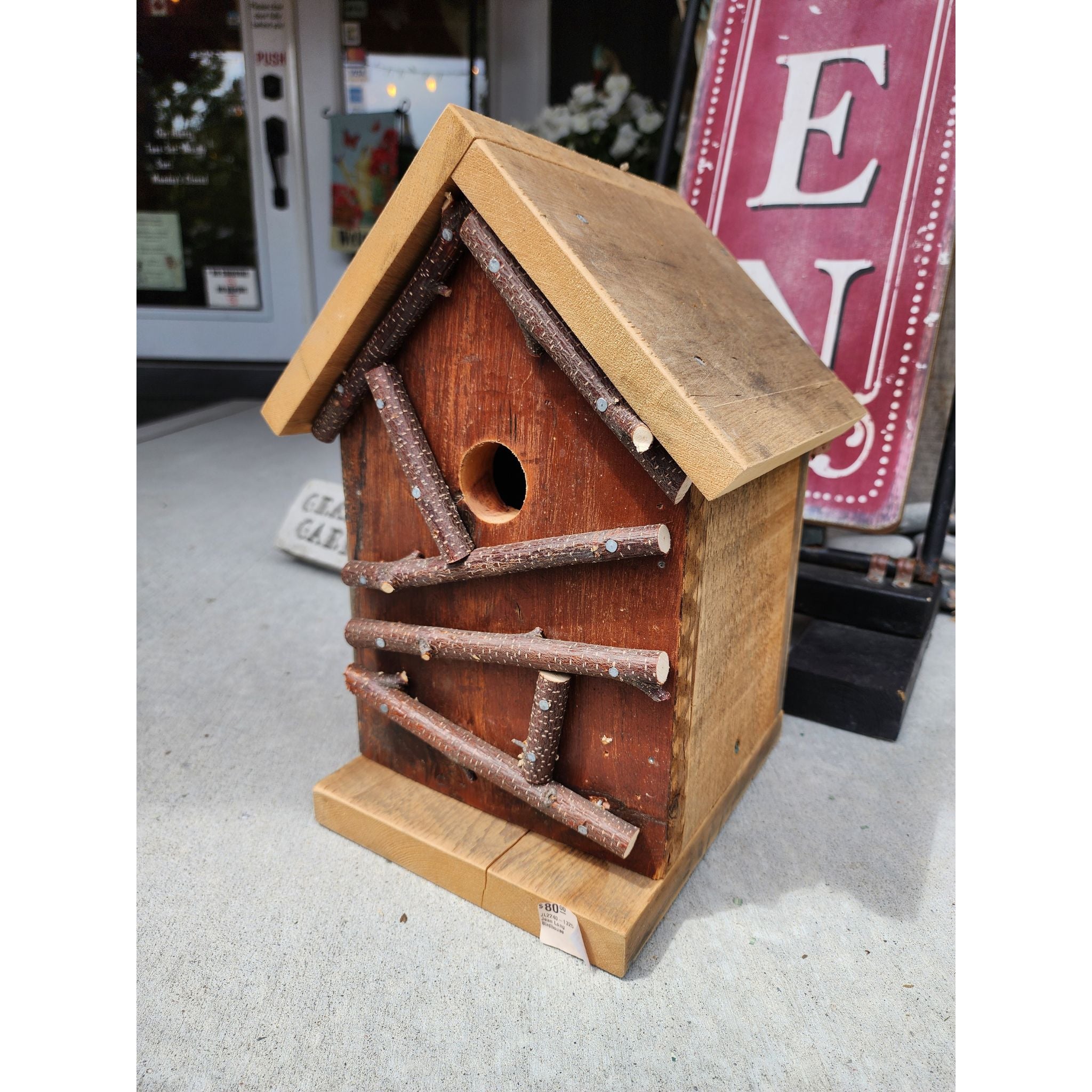 Jean Long birdhouse 1.5" opening