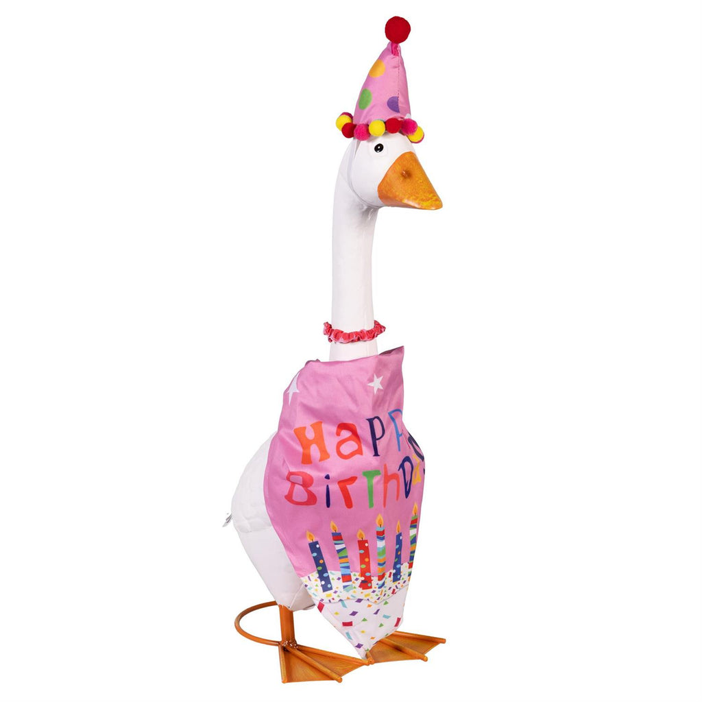 Giddy the Goose Outfits